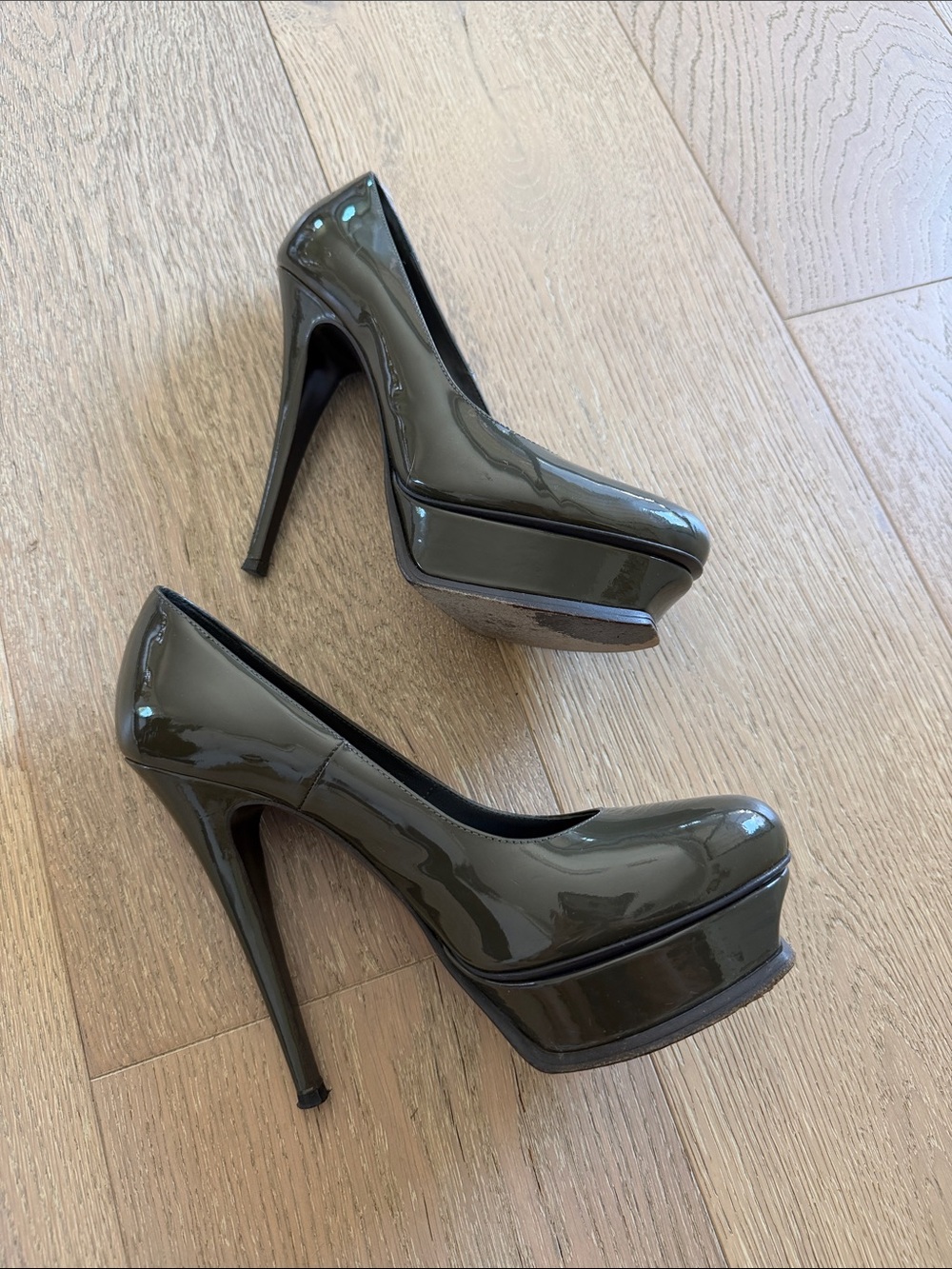 YSL Tribute Grey Patent Leather Platform Pumps